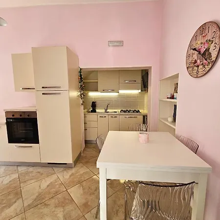 فندق Pink Place 3*